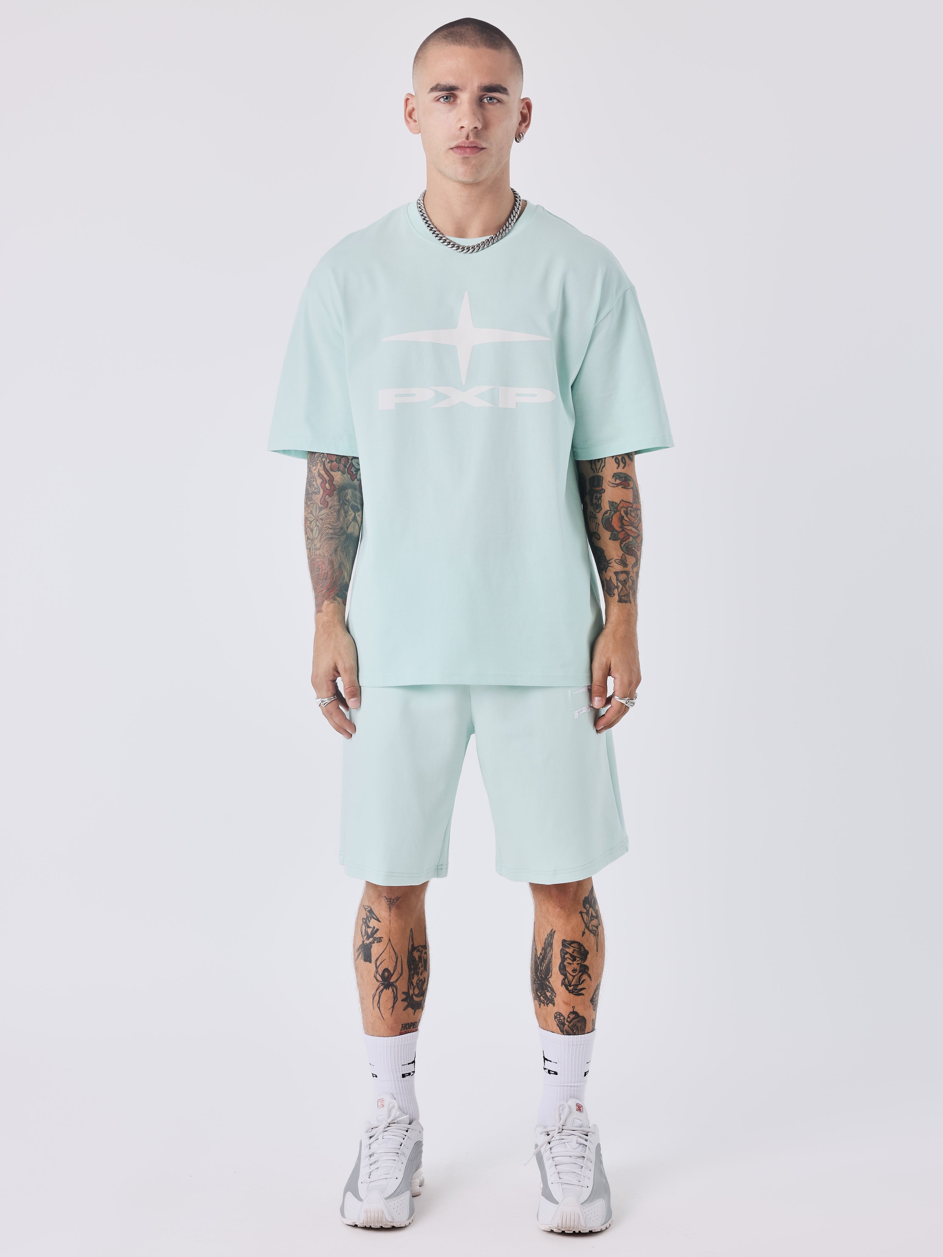 Camiseta Essentials